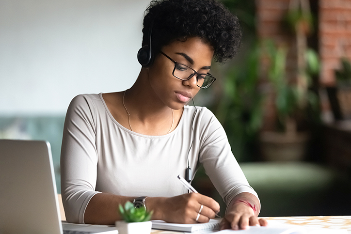 saiba mais sobre como funciona a tradução de manuais técnicos