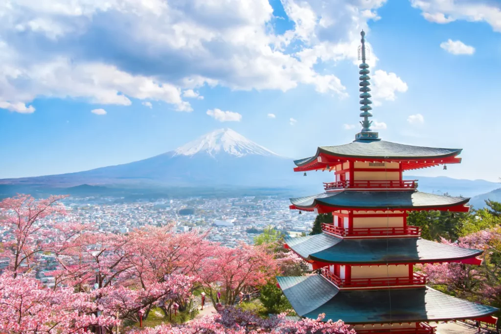 Imagem de Pagode Chureito com Monte Fuji ao fundo para representar a tradução juramentada japonês